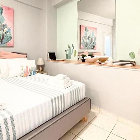 Cute 1Br Apt With Balcony In The Heart Of The City Athén Kültér fotó